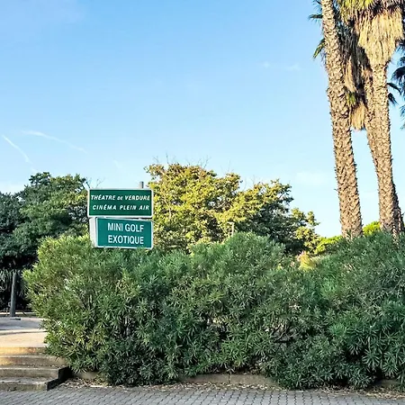 L'alicastre By Interhome Apartment Le Lavandou