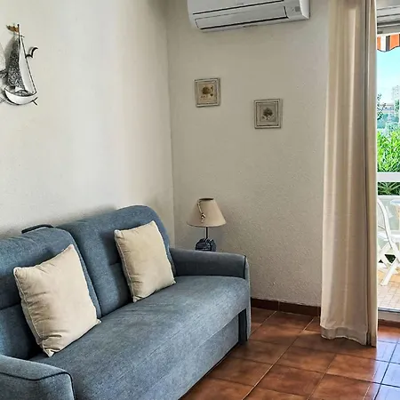 Apartamento L'alicastre By Interhome